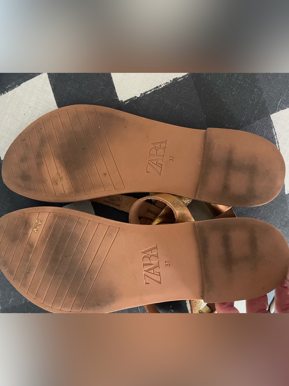Zara Metallic Gold Leather Flat Sandals - Picture 3 of 3